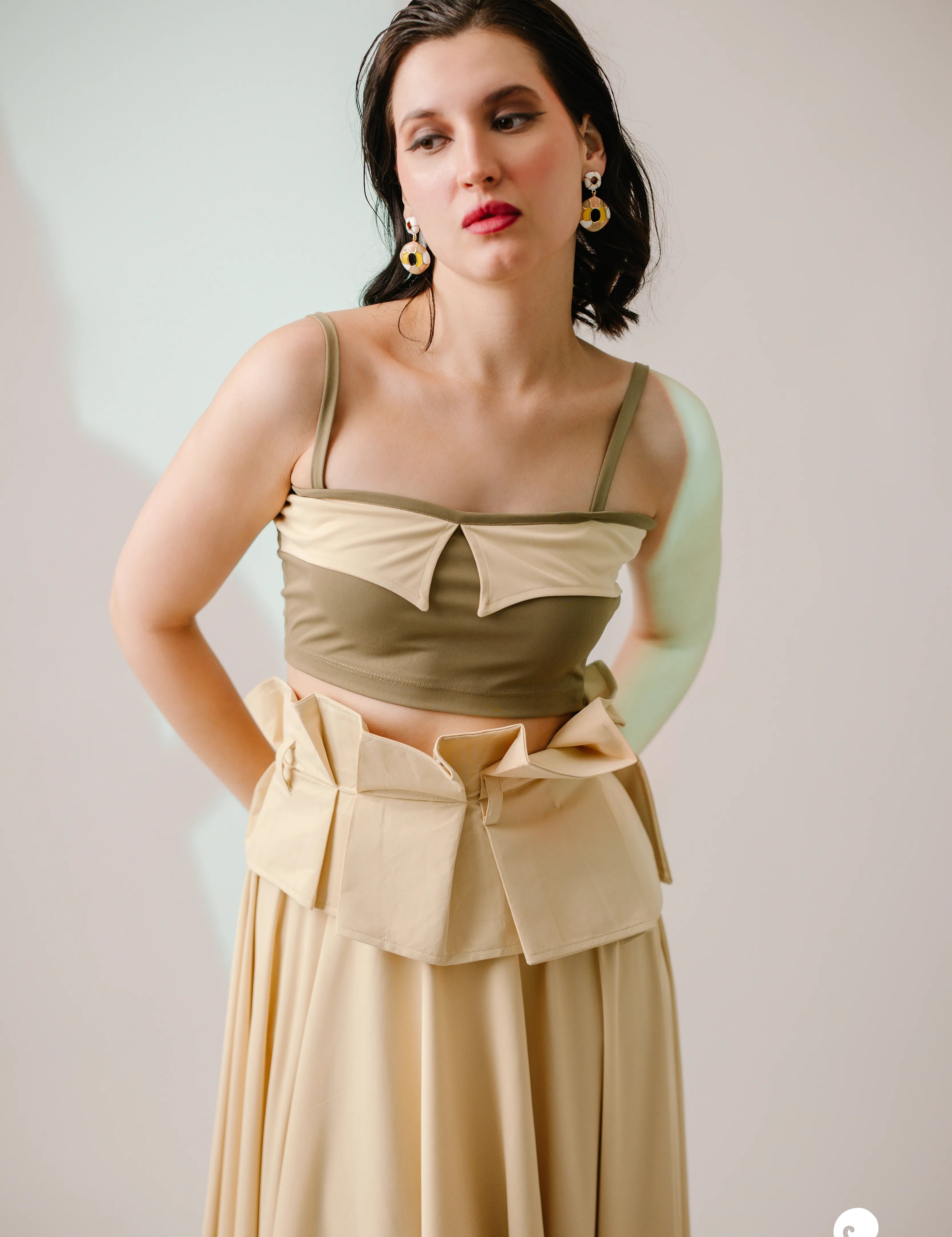 ASYMMETRIC_MIDI_SKIRT_1.webp