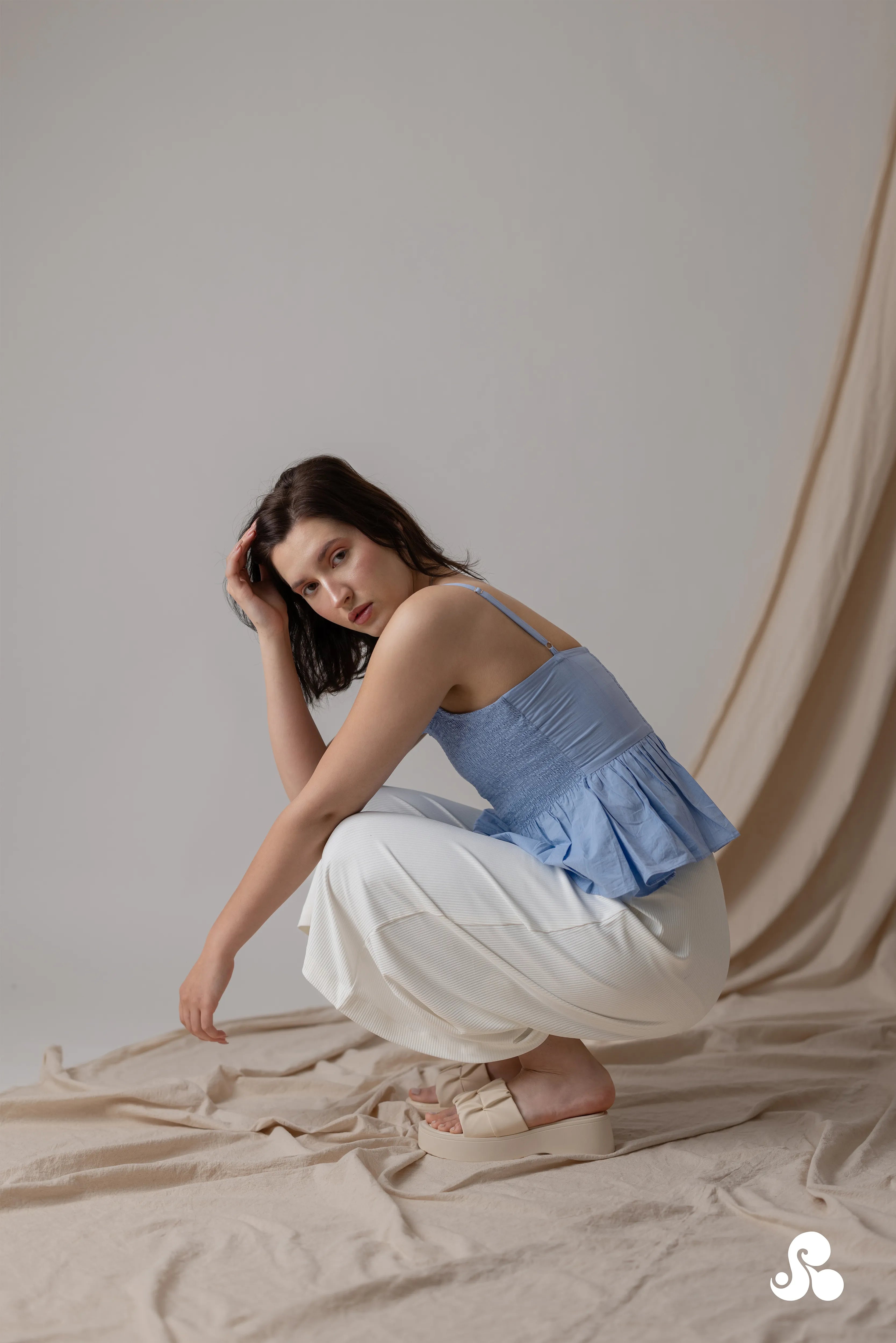 SMOCKED POPLIN PEPLUM TOP