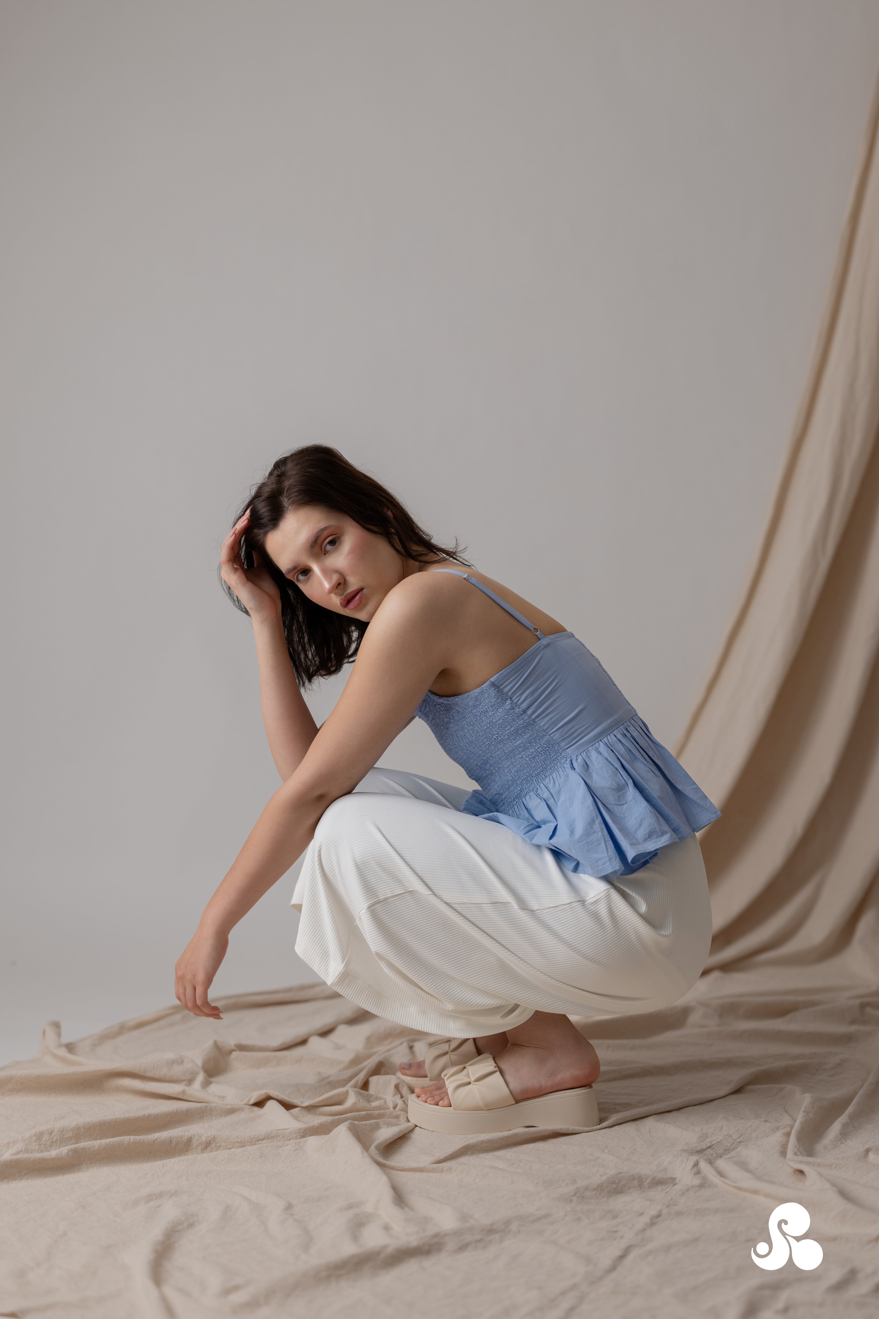 SMOCKED POPLIN PEPLUM TOP