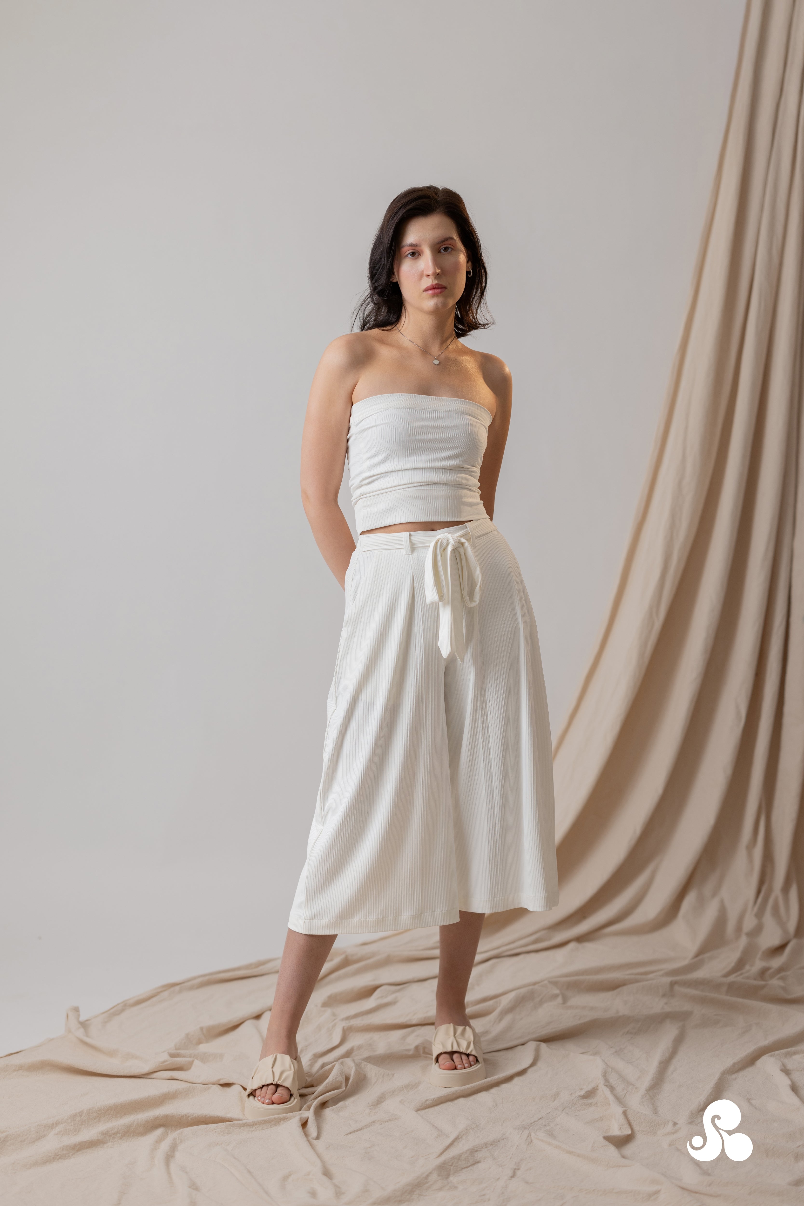 IVORY RIBBED CULOTTE TROUSERS