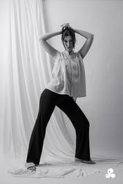 SMOCKED TWILL BLOUSE