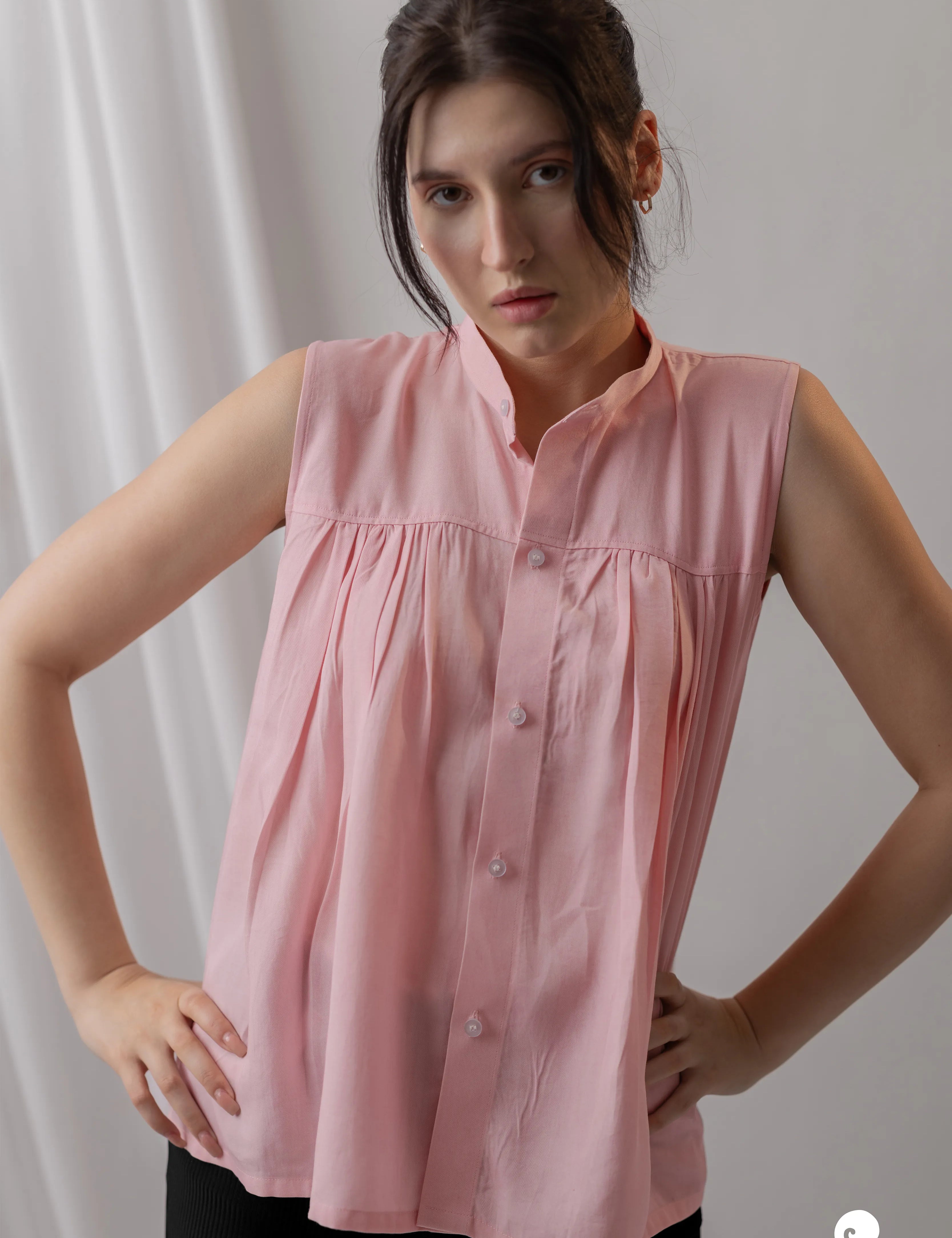 Pink_Sleeveless_Shirt_1.webp