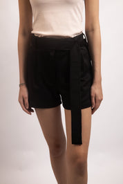 BLACK BELTED TAILORED SHORTS