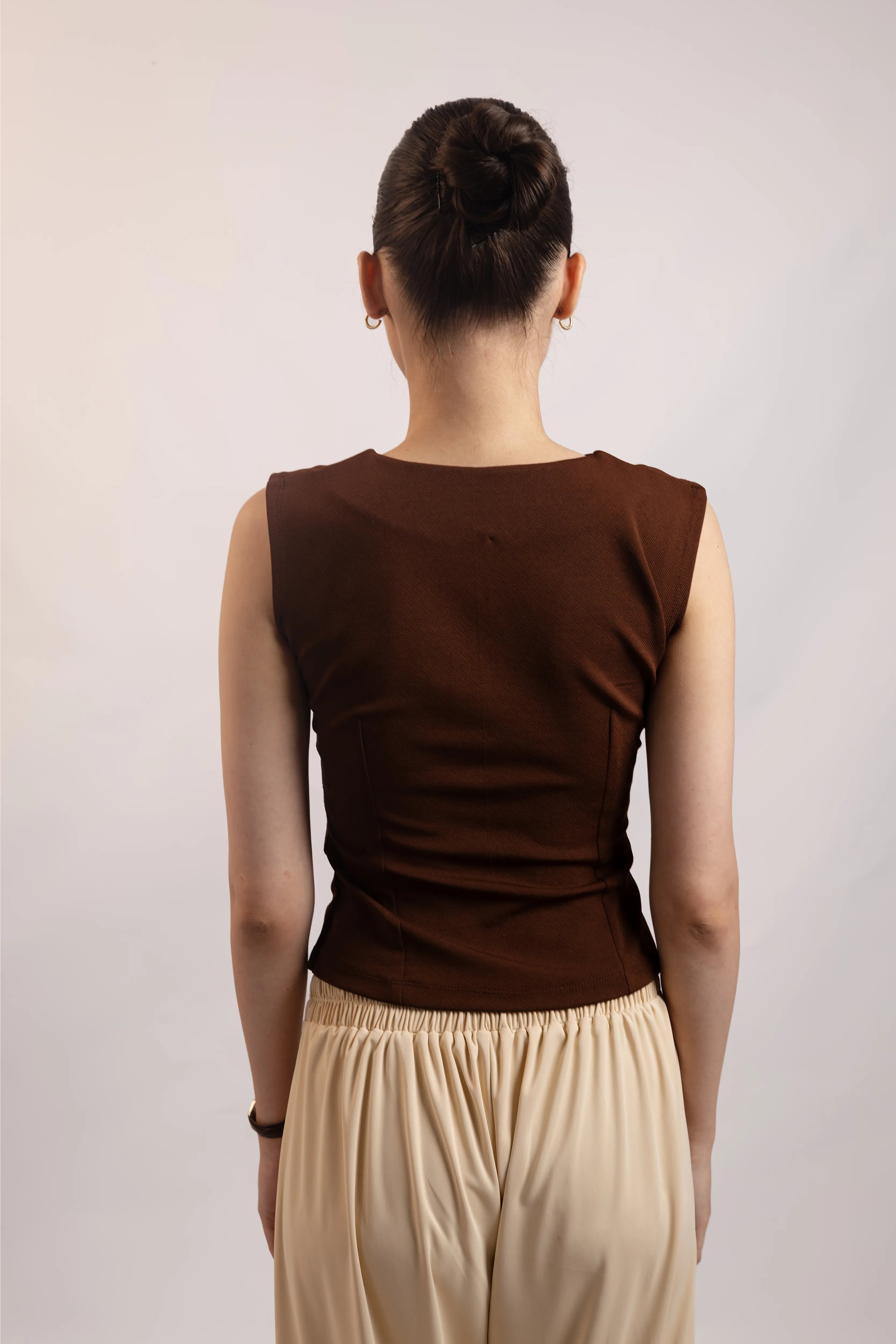 CHOCOLATE BROWN SPLIT NECK TOP