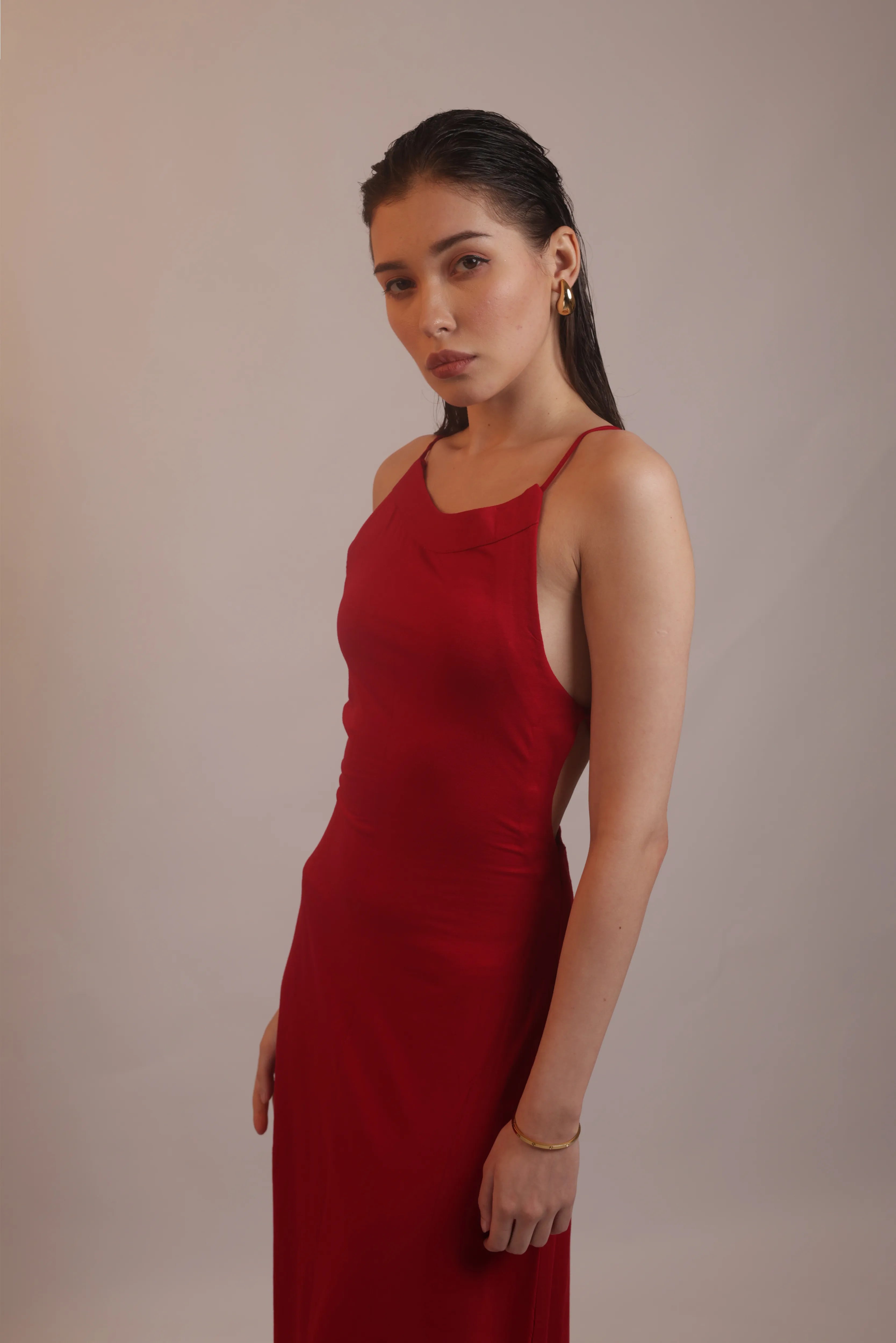 RED LACE-BACK MIDI DRESS
