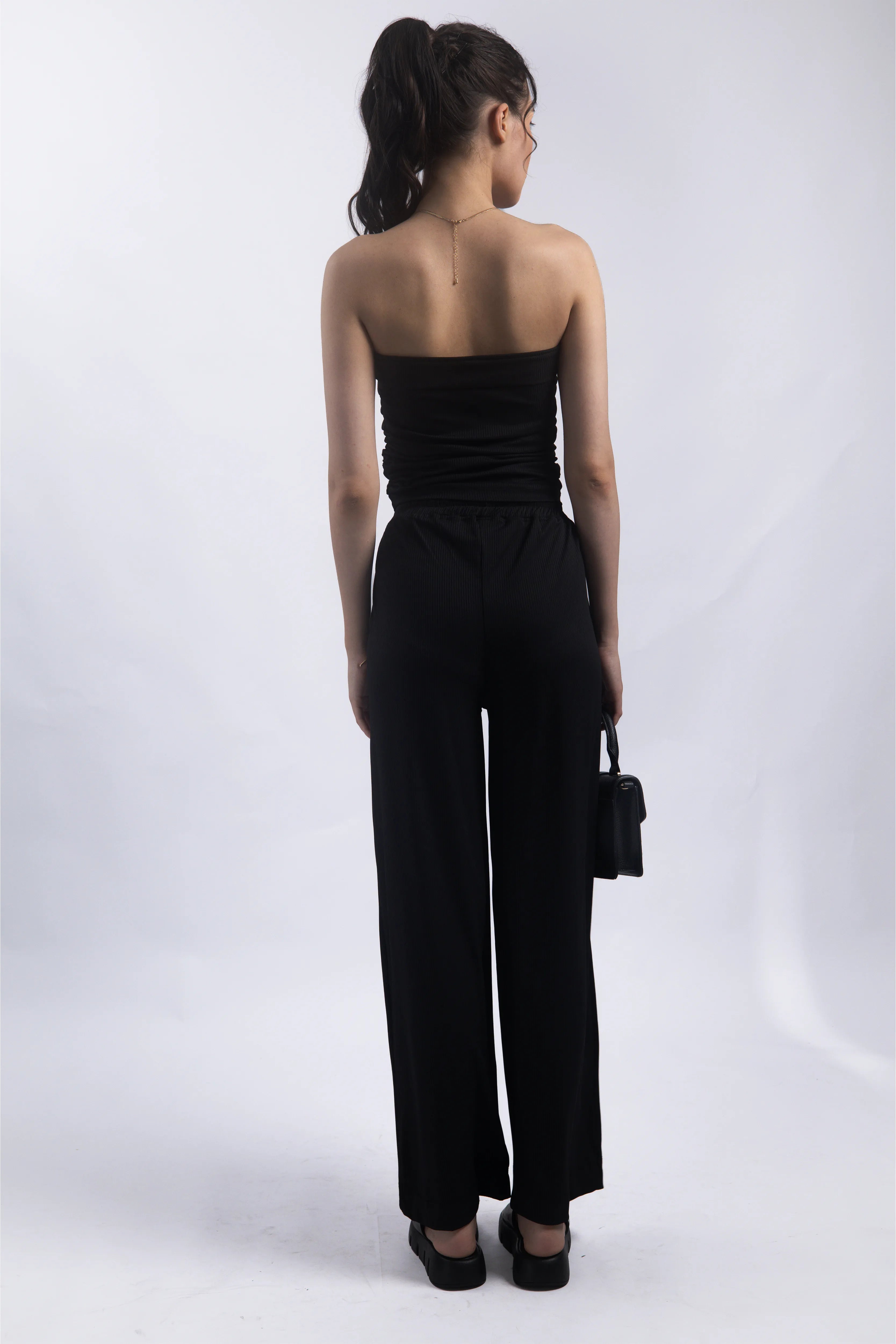 BLACK RELAXED WIDE-LEG TROUSERS