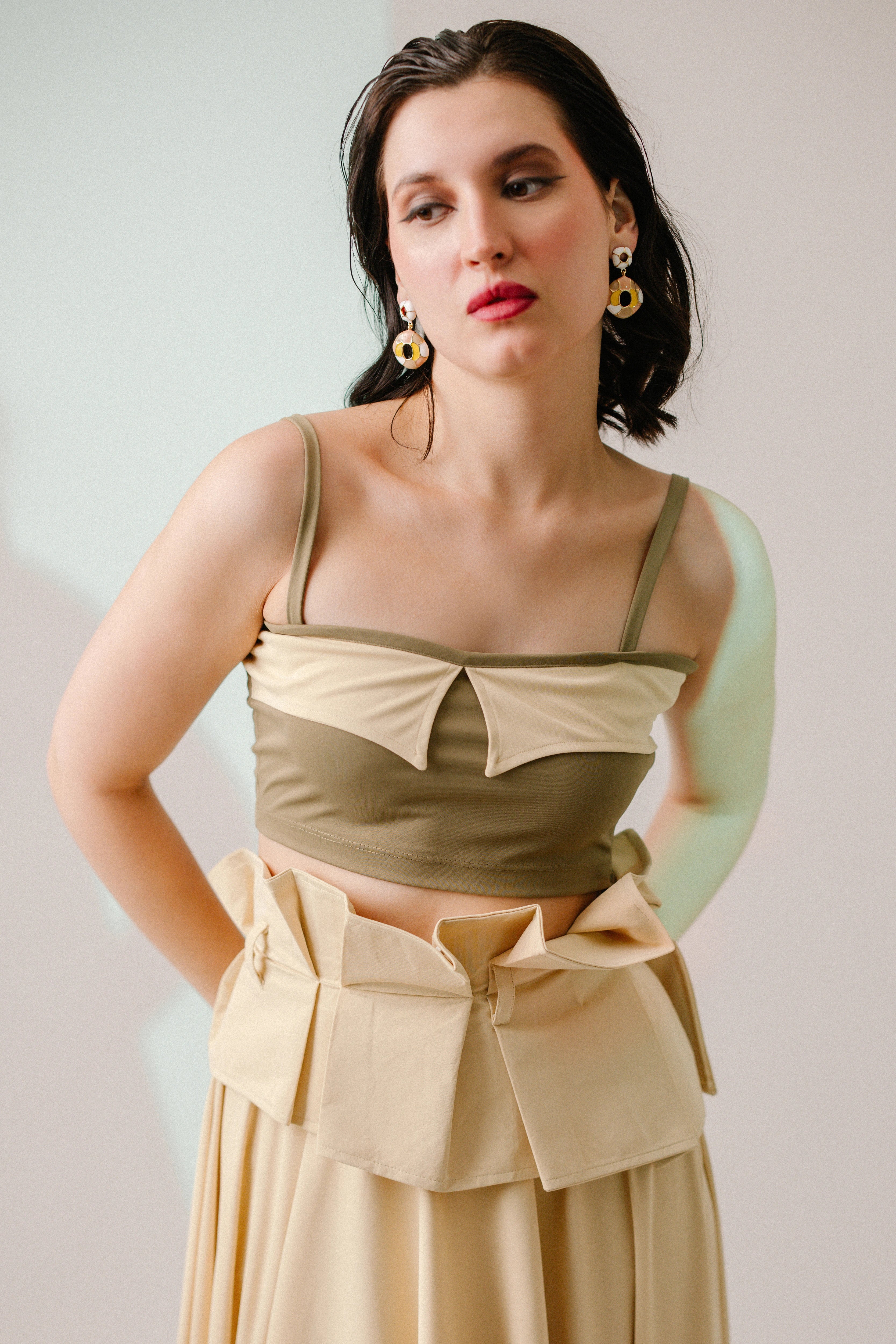 ASYMMETRIC KNIT MIDI SKIRT
